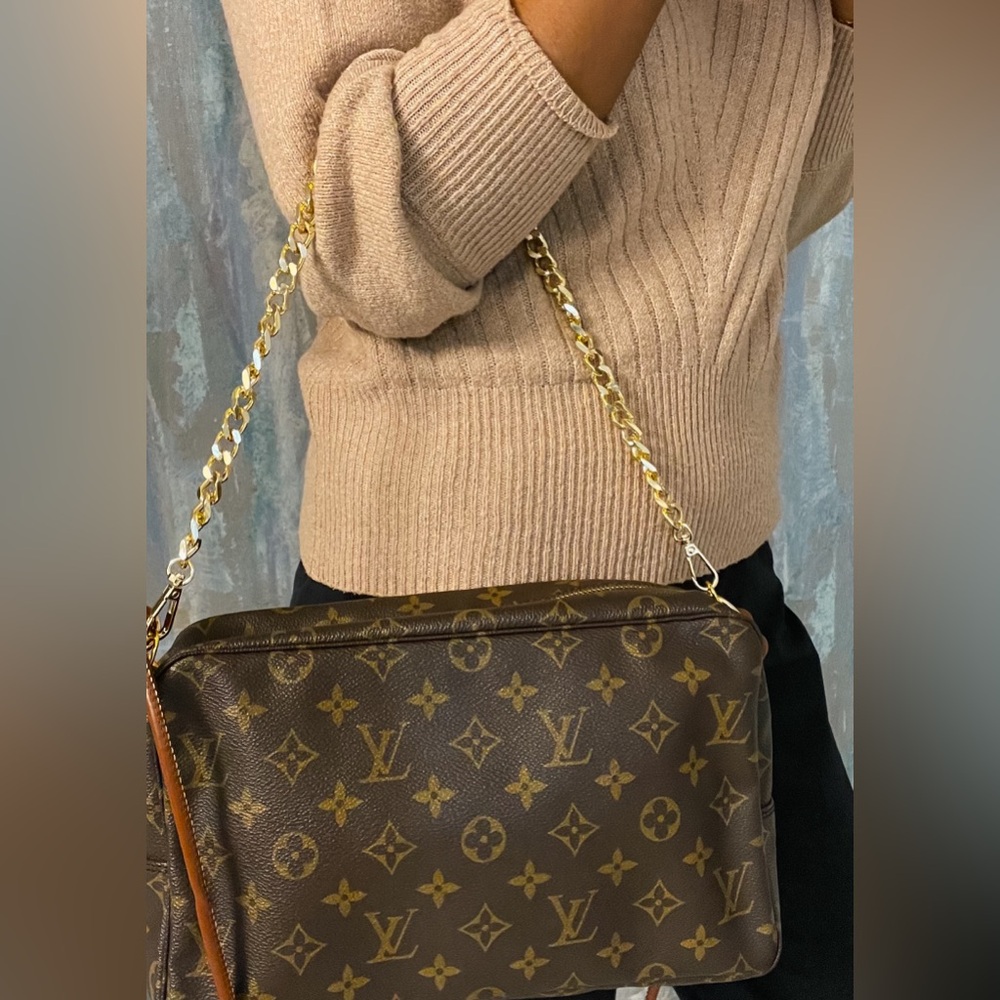 Louis Vuitton Monogram Trousseau 28 Crossbody - Picture 6 of 16